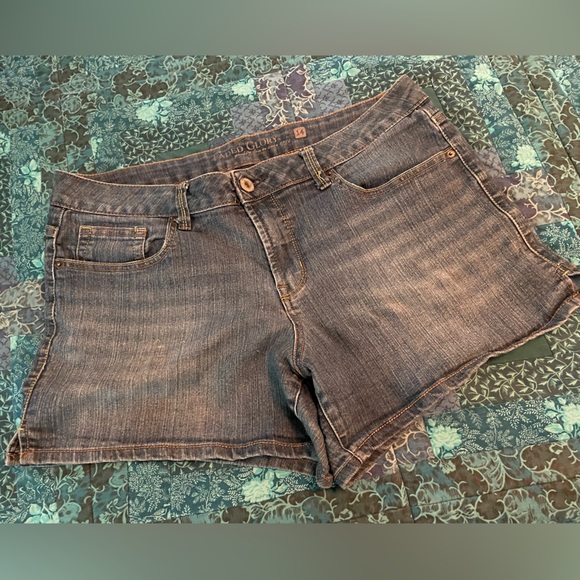 Faded Glory Denim Shorts Women's Size 14 - Picture 1 of 8